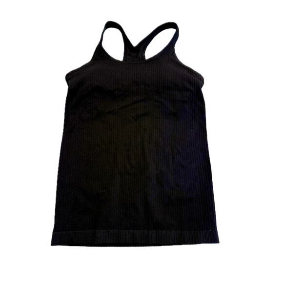 Women's Black Ribbed Workout Tank with Built-In Bra Size Medium - Like New -💪🖤 - Picture 6 of 9